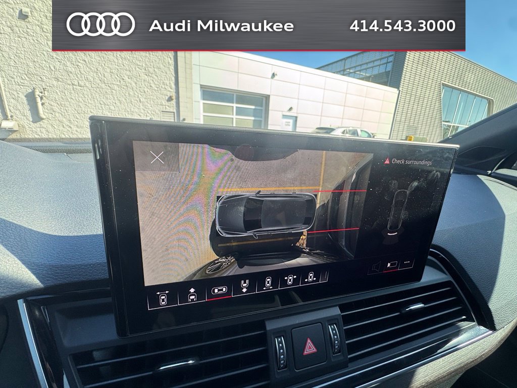 Used 2023 Audi Q5 2.0T Premium Plus w/ Premium Plus Package AWD/4WD image 17