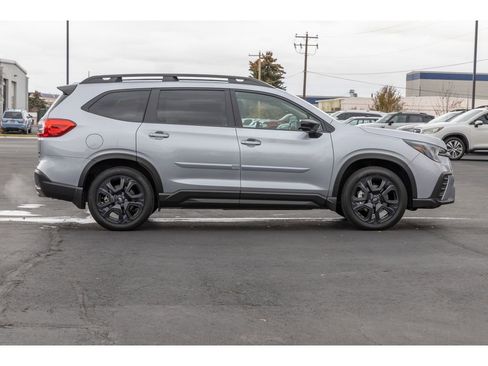 Certified 2025 Subaru Ascent Onyx Edition w/ Onyx Package image 2