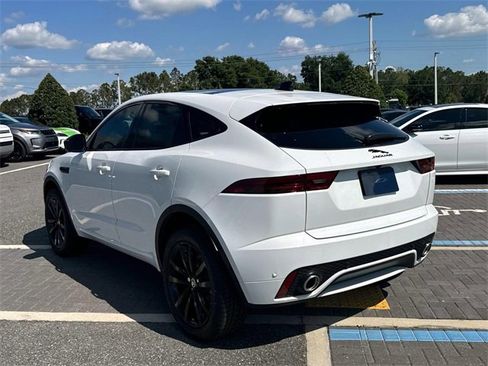 New 2024 Jaguar E-PACE R-Dynamic SE image 4