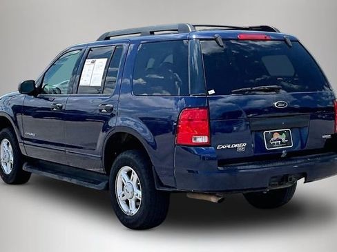 Used 2005 Ford Explorer XLT RWD image 4