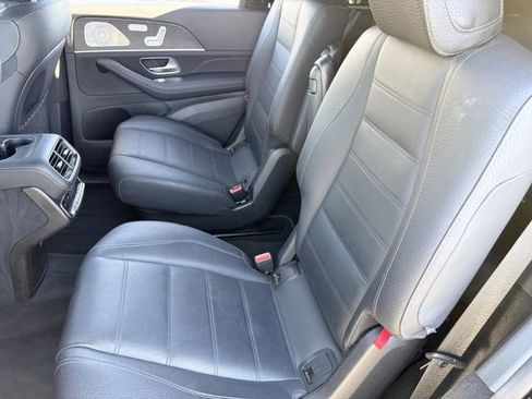 Used 2023 Mercedes-Benz GLS 580 4MATIC image 26