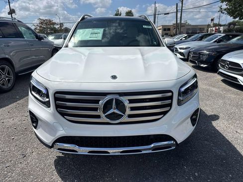 New 2026 Mercedes-Benz GLB 250 image 2