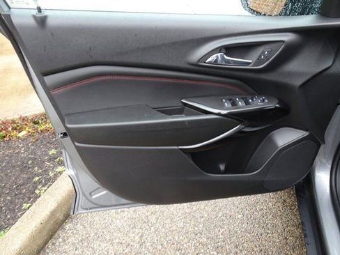 Certified 2024 Chevrolet Trax RS w/ Sunroof Package image 11