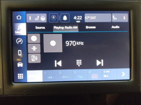 Used 2023 Chrysler Voyager LX FWD image 25
