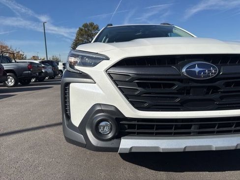 Used 2023 Subaru Outback Limited XT image 9