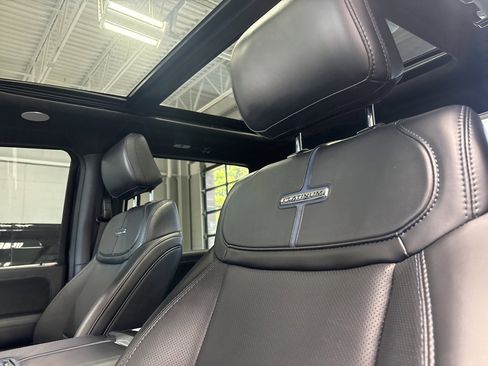 Used 2024 Ford F150 Platinum image 33