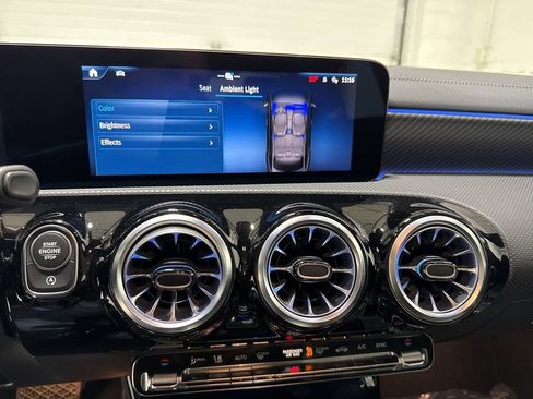 Used 2025 Mercedes-Benz CLA 250 4MATIC w/ Exclusive Package image 23