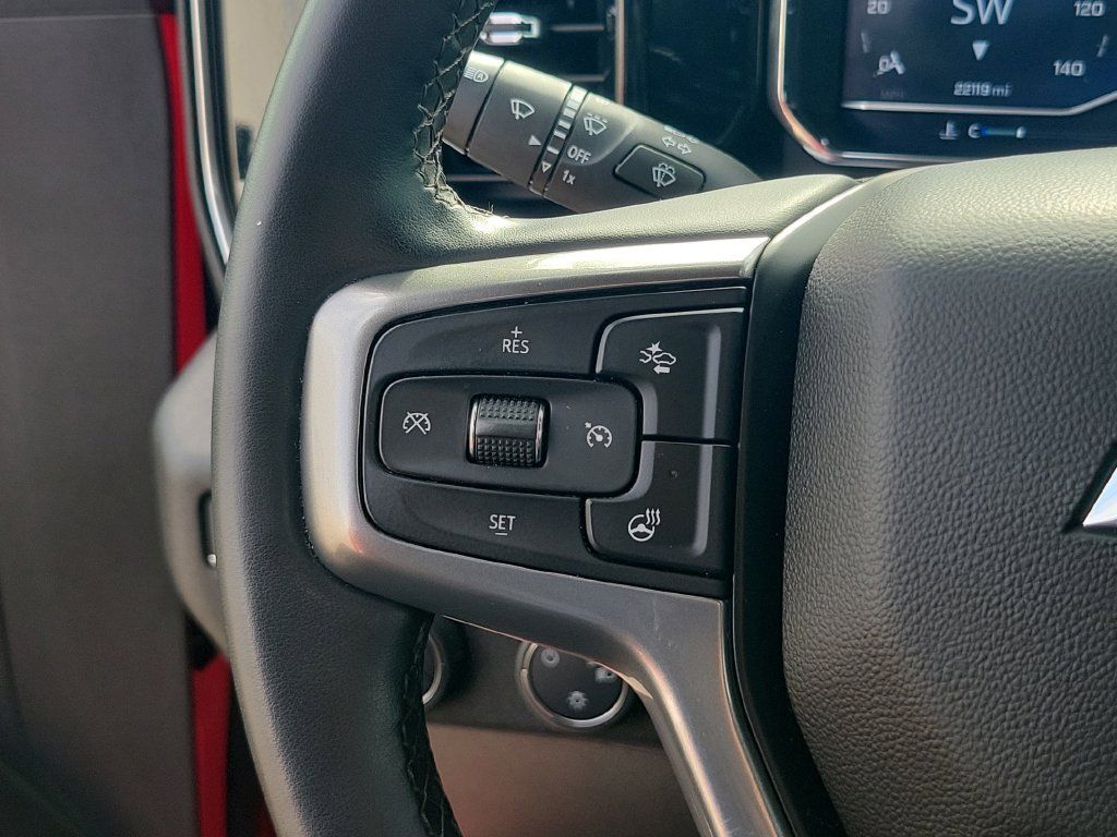 Used 2024 Chevrolet Silverado 1500 LT AWD/4WD image 13