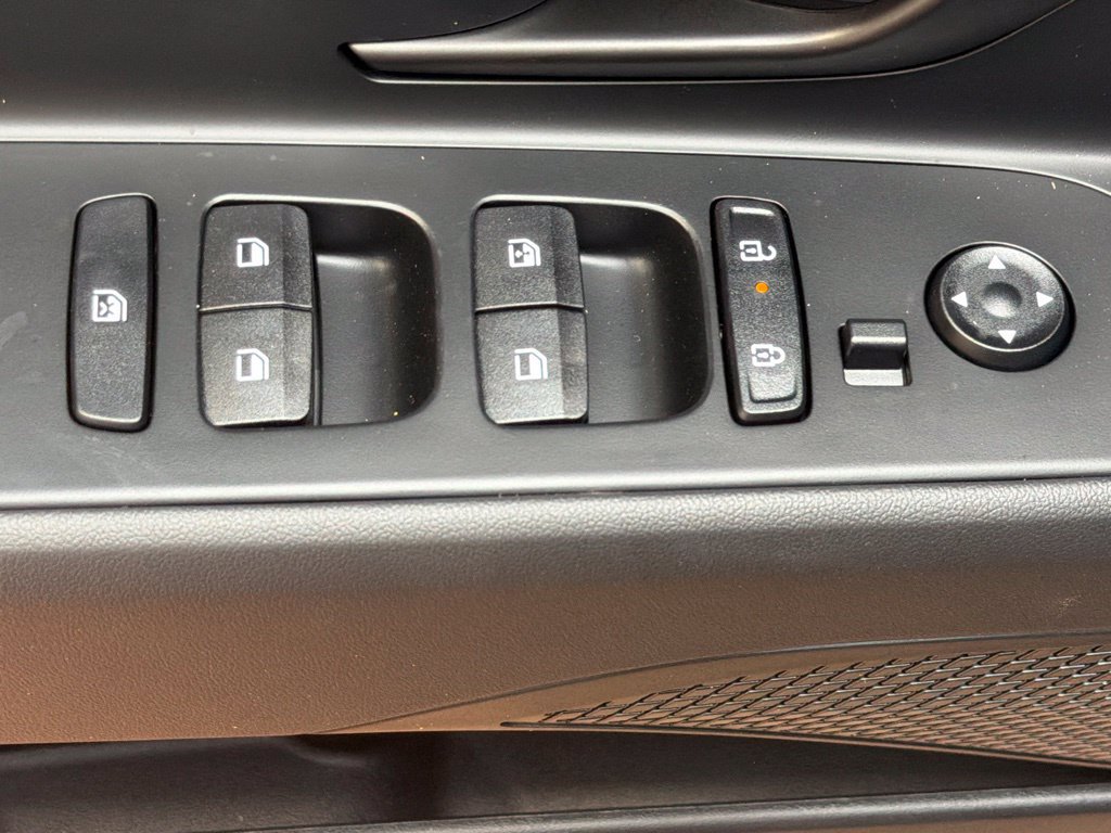 New 2026 Hyundai Elantra SEL Sport FWD image 21