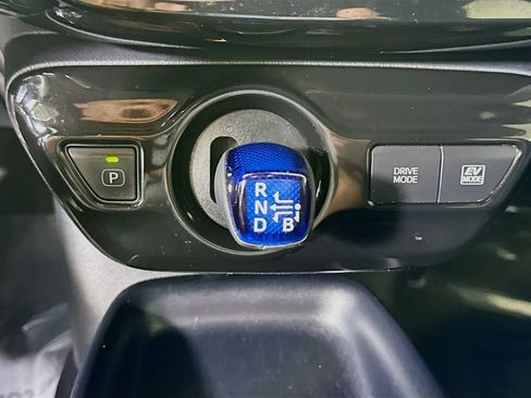 Used 2018 Toyota Prius Two w/ Prius Two Safety Plus Package image 20