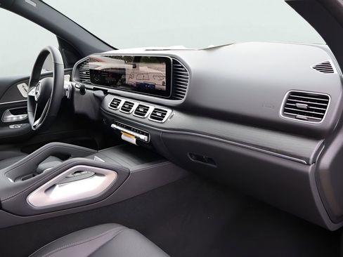 New 2026 Mercedes-Benz GLE 450 4MATIC image 9