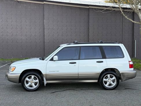 Used 2002 Subaru Forester S image 5
