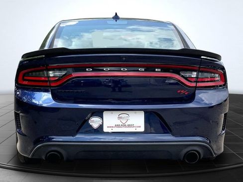 Used 2017 Dodge Charger R/T Scat Pack RWD image 9