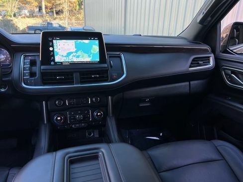 Used 2022 Chevrolet Tahoe Z71 AWD/4WD image 15