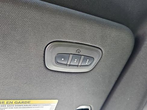 Used 2021 RAM 1500 Laramie AWD/4WD image 29