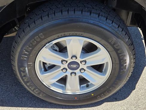 Used 2017 Ford F150 XLT RWD image 11