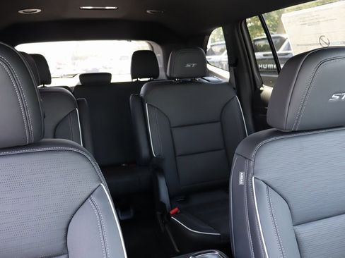 New 2025 Buick Enclave Sport Touring w/ Super Cruise Package image 21