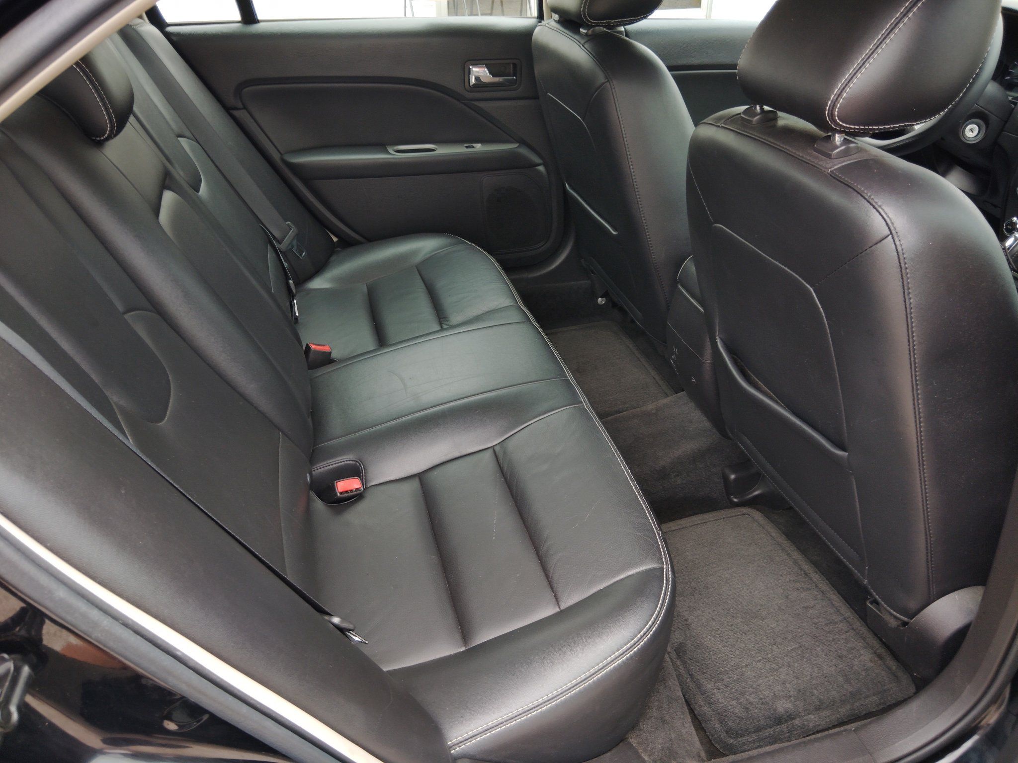 Used 2012 Ford Fusion SEL FWD image 26