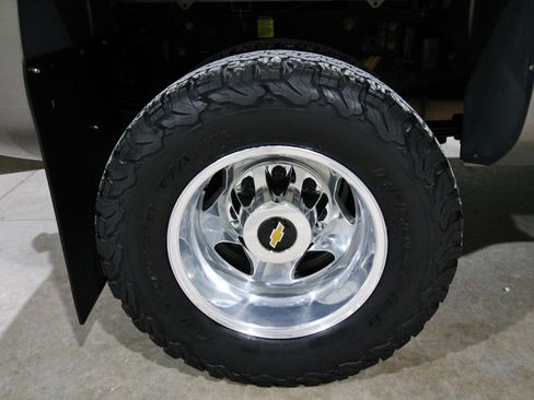 Used 2017 Chevrolet Silverado 3500 LTZ w/ Duramax Plus Package image 16