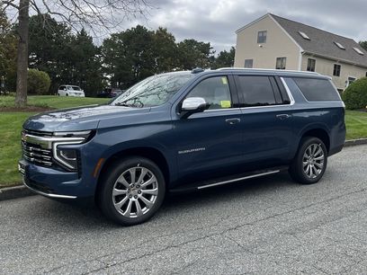 New 2026 Chevrolet Suburban Premier w/ Sun And Tow Package