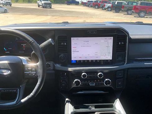 Certified 2025 Ford F250 Platinum w/ FX4 Off-Road Package AWD/4WD image 5