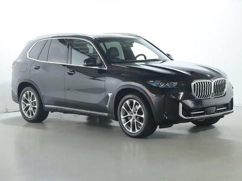 Certified 2024 BMW X5 xDrive40i w/ Premium Package AWD/4WD image 10