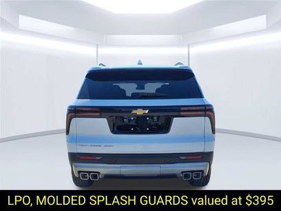 New 2027 Chevrolet Traverse LT w/ LPO, Floor Liner Package