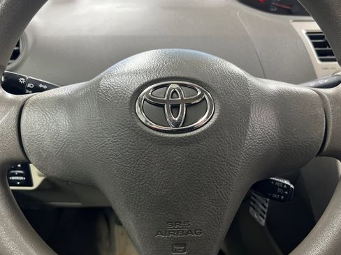 Used 2011 Toyota Yaris Sedan image 19