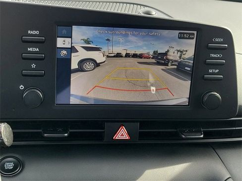 Used 2025 Hyundai Elantra Sport image 10