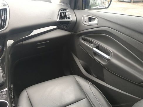 Used 2015 Ford Escape Titanium image 16