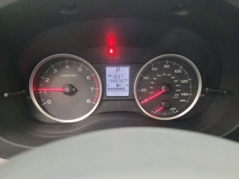 Used 2014 Subaru Forester 2.5i AWD/4WD image 23