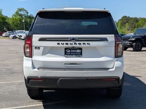 Used 2021 Chevrolet Suburban Z71 image 9