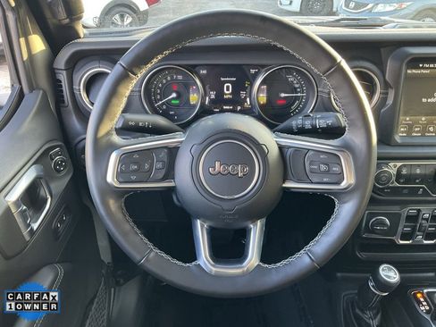 Used 2022 Jeep Wrangler Unlimited Sahara w/ Cold Weather Group image 38