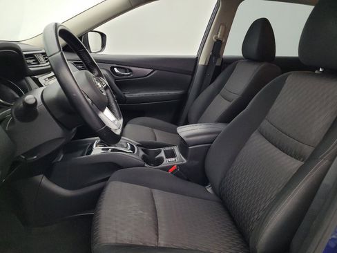 Used 2020 Nissan Rogue SV AWD/4WD image 17