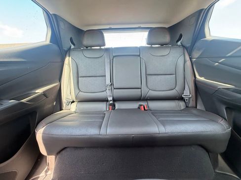 Used 2023 Chevrolet Bolt EUV LT w/ Convenience Package FWD image 29