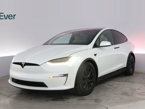 Used 2023 Tesla Model X AWD/4WD image 2