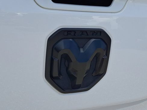 Used 2022 RAM 1500 Big Horn AWD/4WD image 32