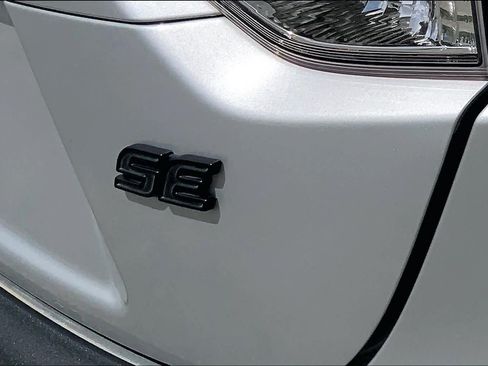 Used 2024 Toyota Corolla SE FWD image 30
