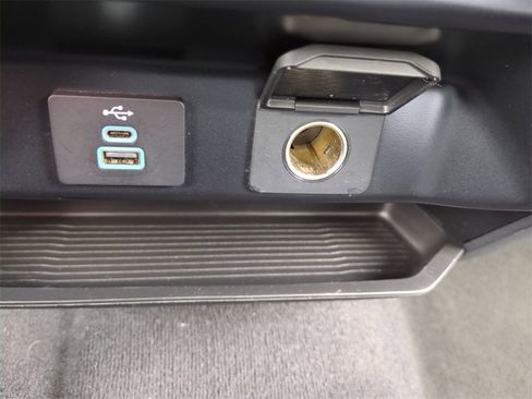 Used 2024 Ford F250 XLT image 21