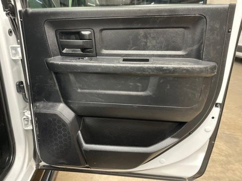 Used 2018 RAM 3500 Tradesman image 23