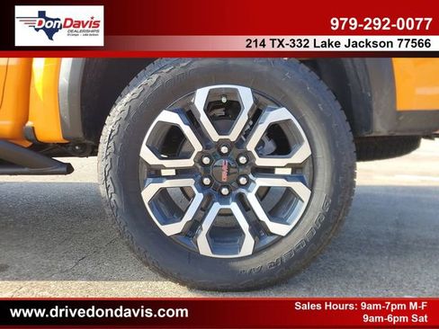 New 2025 GMC Canyon AT4 w/ Nightfall Edition image 7