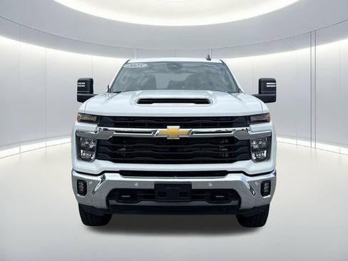 Used 2025 Chevrolet Silverado 3500 LT w/ Safety Package AWD/4WD image 7