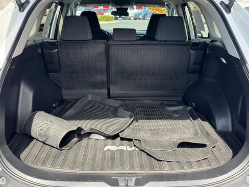 Certified 2022 Toyota RAV4 LE image 4