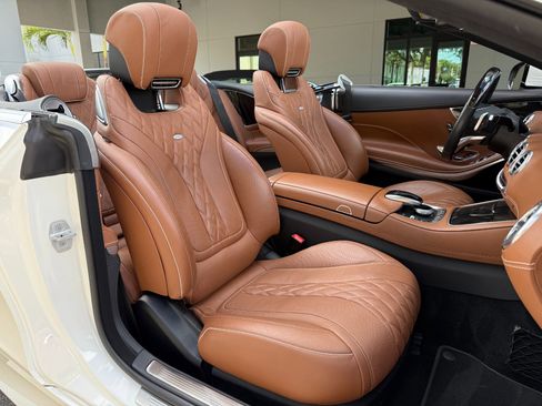 Used 2017 Mercedes-Benz S 550 Cabriolet image 29
