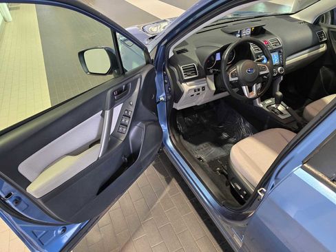 Used 2017 Subaru Forester 2.5i Premium w/ All-Weather Package image 19