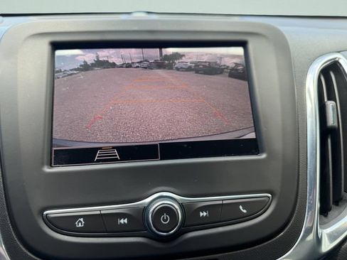 Used 2023 Chevrolet Equinox LT FWD image 26