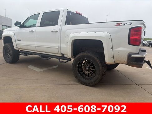 Used 2018 Chevrolet Silverado 1500 LT w/ Texas Edition AWD/4WD image 4