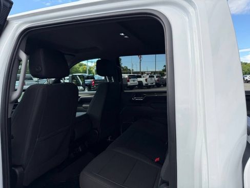Used 2025 Chevrolet Silverado 2500 LT w/ Convenience Package AWD/4WD image 9