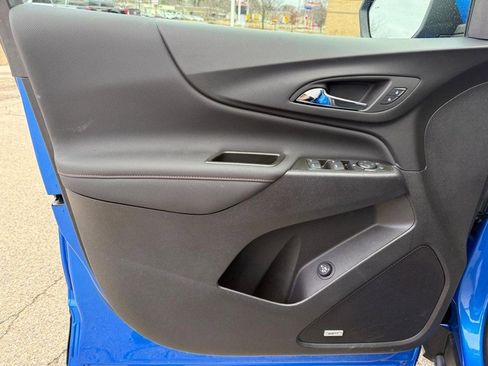 Used 2024 Chevrolet Equinox RS w/ RS Leather Package image 19