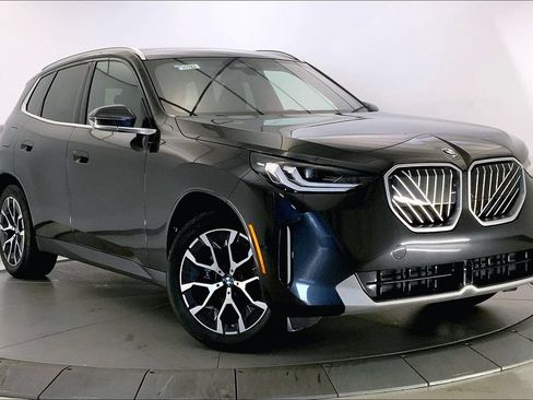 Used 2025 BMW X3 xDrive30i w/ Premium Package AWD/4WD image 1